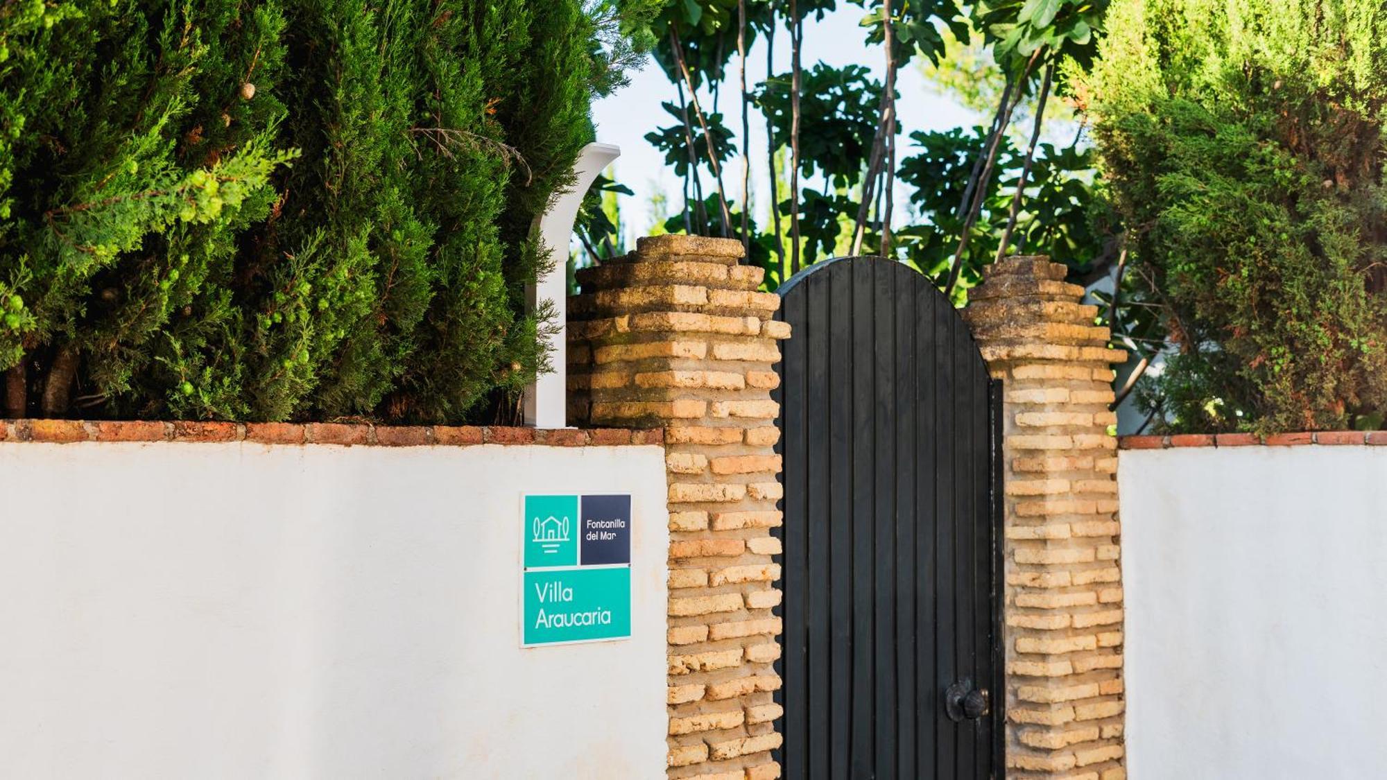 Villa Araucaria By Fontanilla Del Mar Holidays Rentals Cadix Extérieur photo